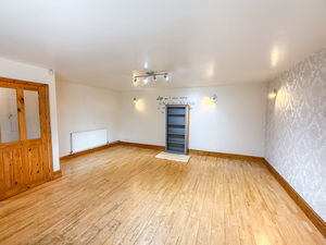 Photo 14- click for photo gallery